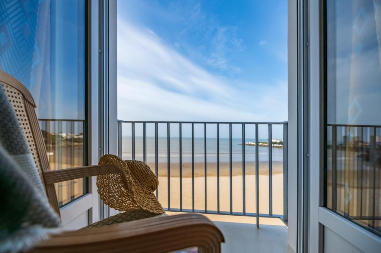 Cerise Royan - Le Grand Hotel De La Plage Ngoại thất bức ảnh