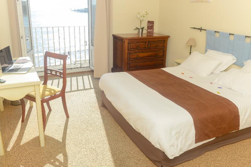 Cerise Royan - Le Grand Hotel De La Plage Ngoại thất bức ảnh